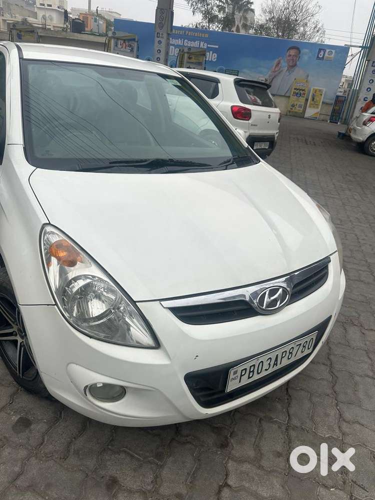 Hyundai Diesel Car 2011