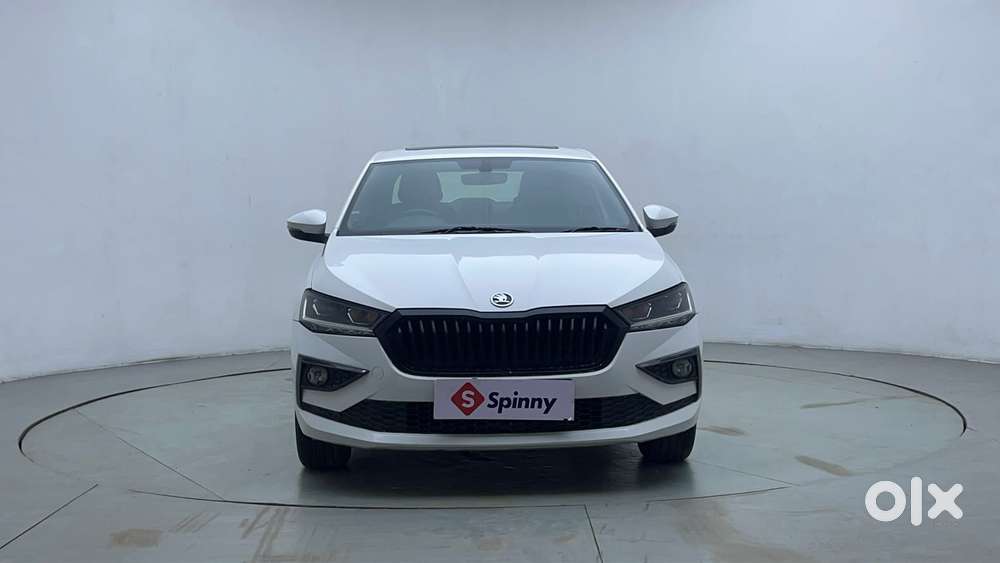 Skoda Slavia Style 1.0l Tsi At, 2022, Petrol