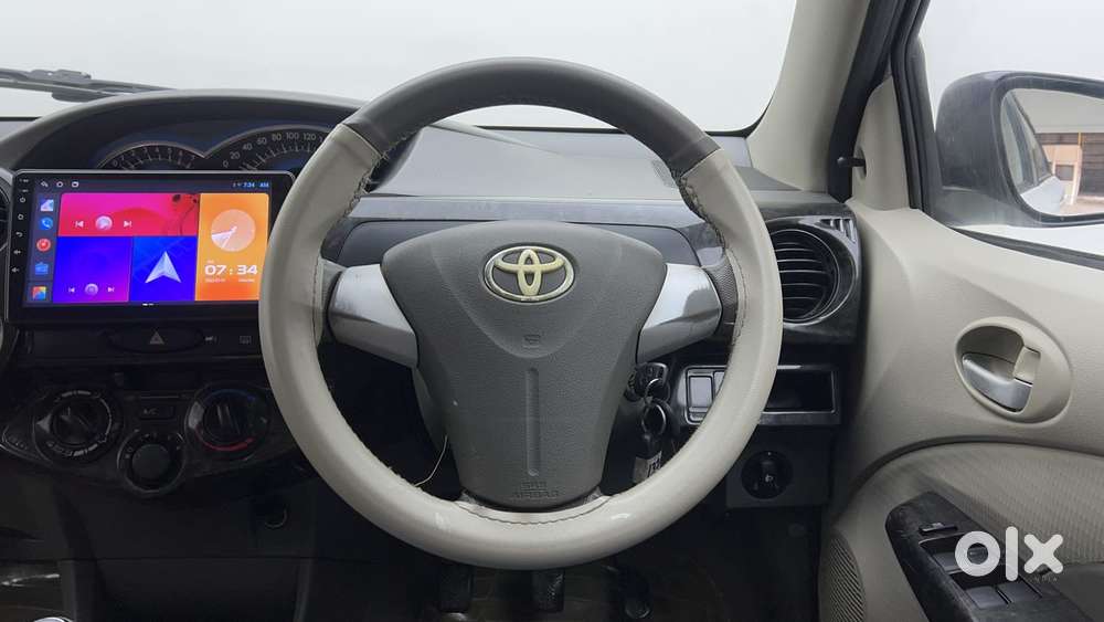 Toyota Etios Liva 2014-2016 V, 2016, Petrol