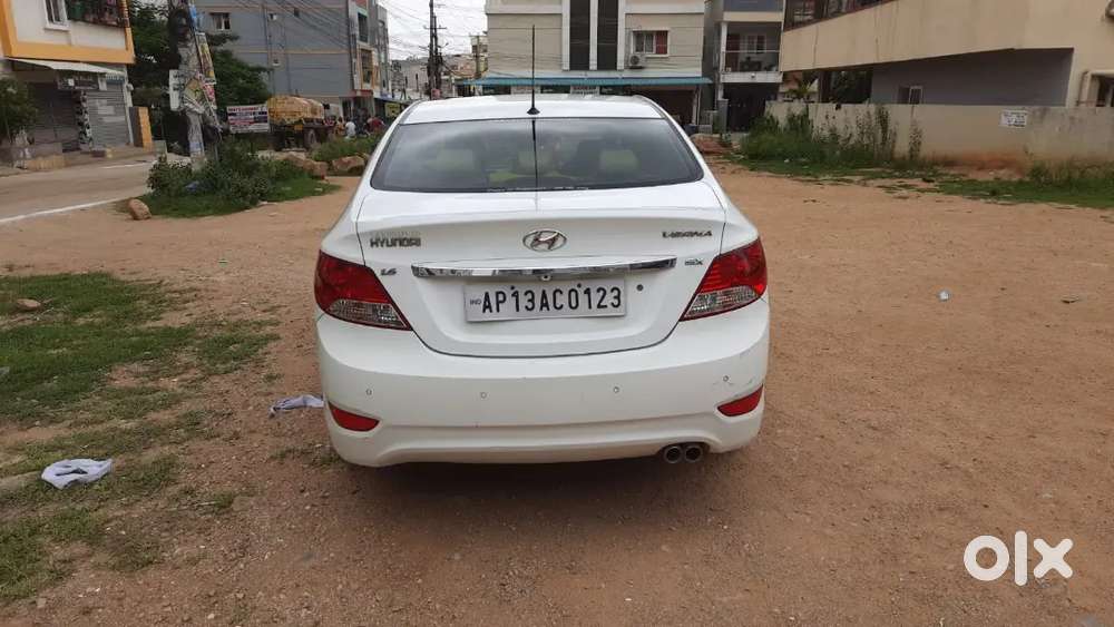 Hyundai Verna Sx Petrol 2012 Manual