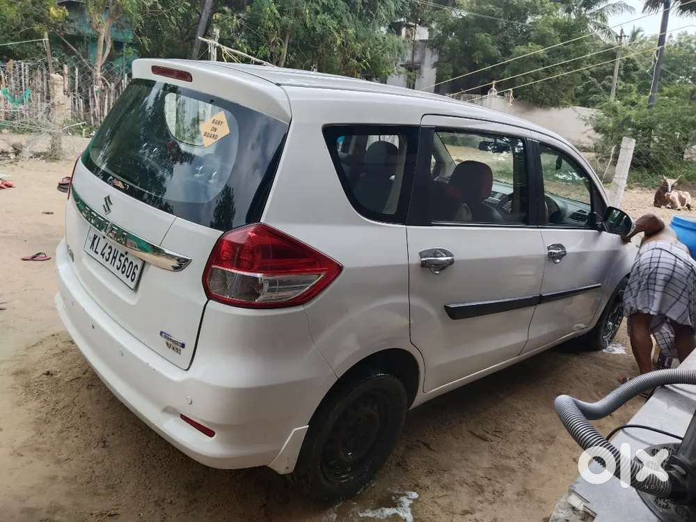 Maruti Suzuki Ertiga 2016 Diesel 230000 Km Driven