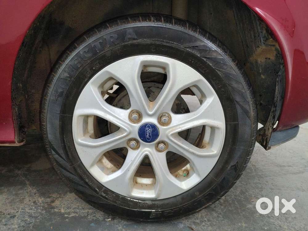 Ford Figo Aspire Titanium, 2015, Petrol