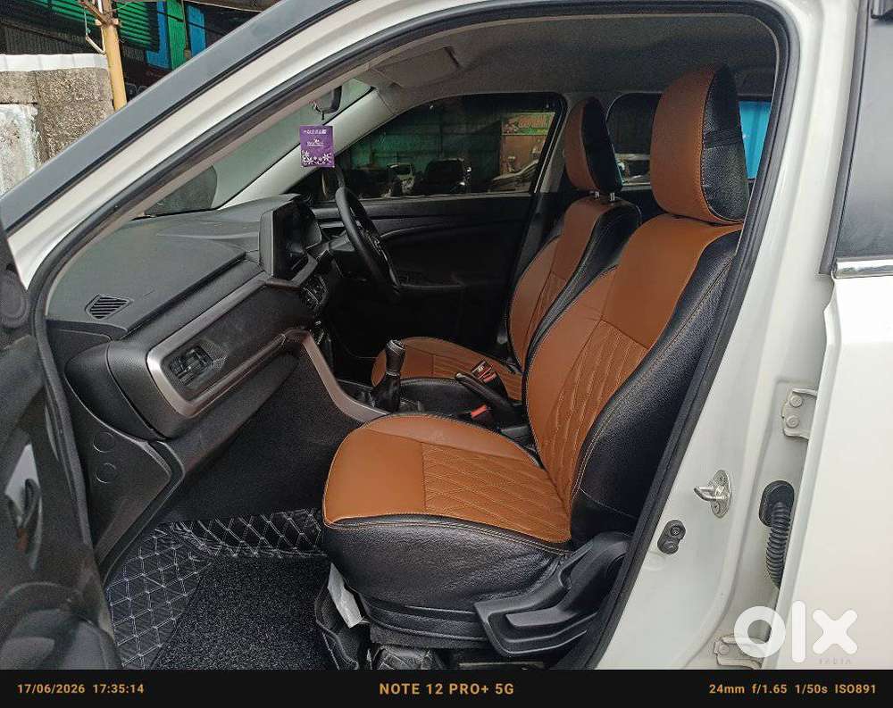Maruti Suzuki Brezza 1.5 Vxi Smart Hybrid, 2023, Petrol