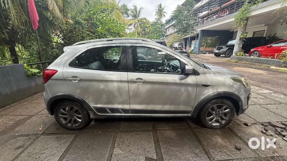 Ford Freestyle 2019 Petrol 75000 Km Driven
