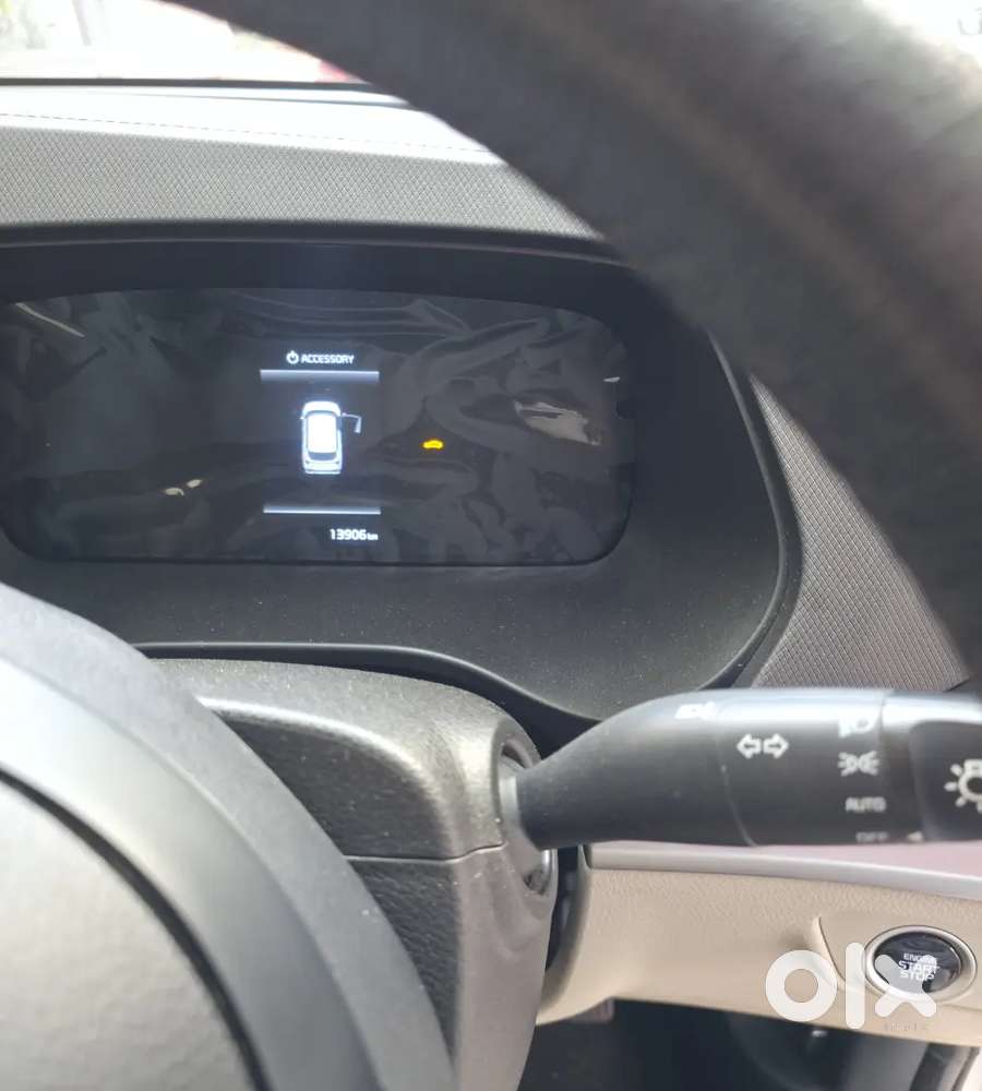 Very Sparingly Used Kia Carens 7 Seater Prestige Plus