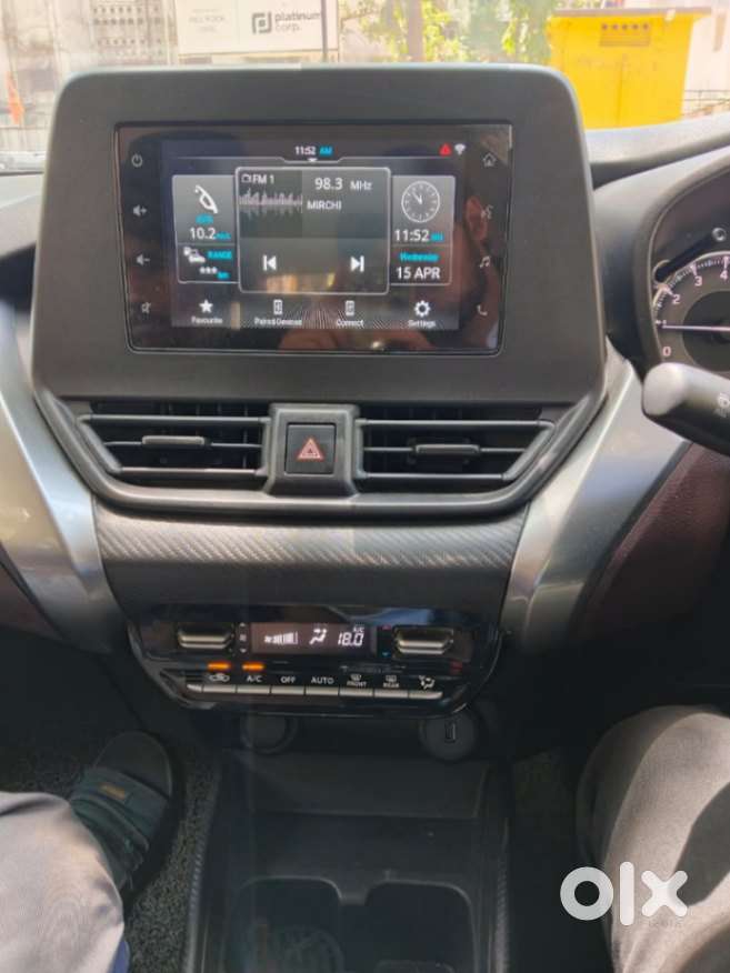 Maruti Suzuki Fronx Delta Plus 1.2l Ags, 2023, Petrol