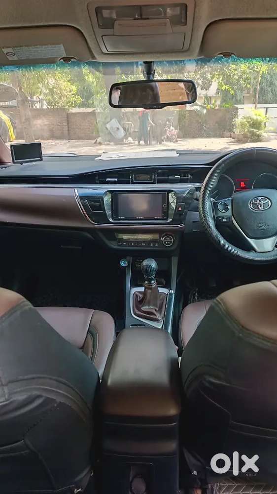 Toyota Corolla Altis 2015