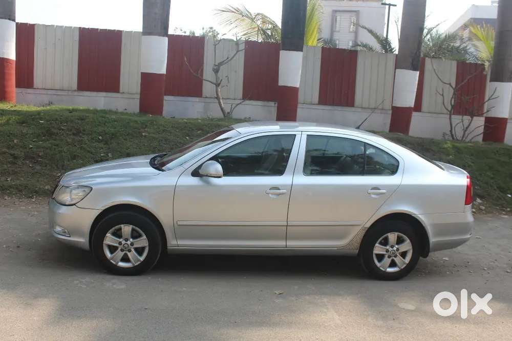 Skoda Laura 2.0 Ambiente 2011