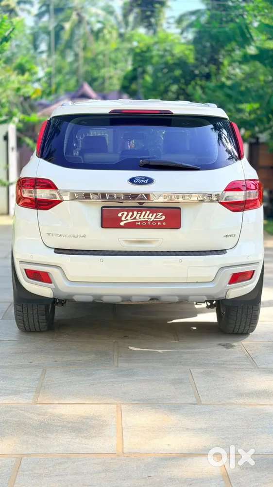 Ford Endeavour 3.2 Titanium 2018 Neat One
