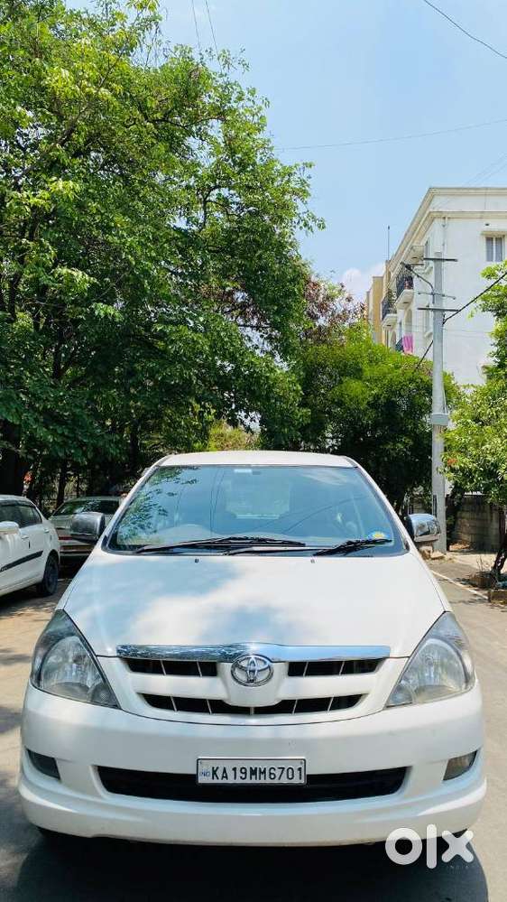 Toyota Innova 2.5 V 7 Str, 2005, Diesel