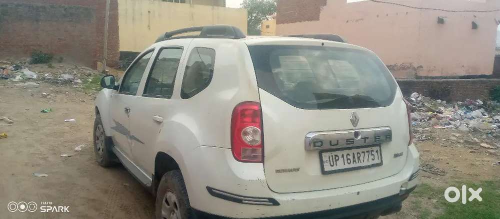 Renault Duster 2014 Diesel 90000 Km Driven