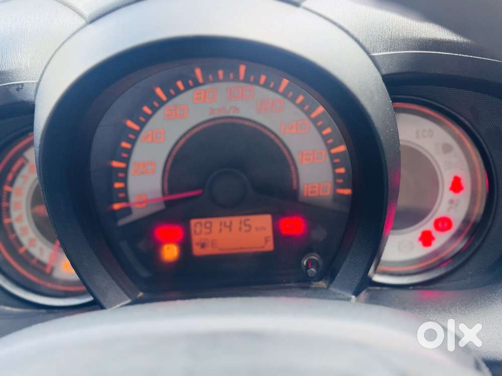 Honda Brio Vx Mt, 2014, Petrol