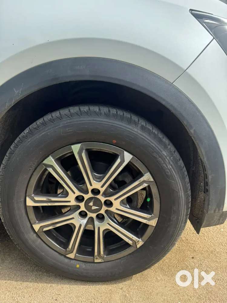 Mahindra Xuv700 Ax7 2023 Awd