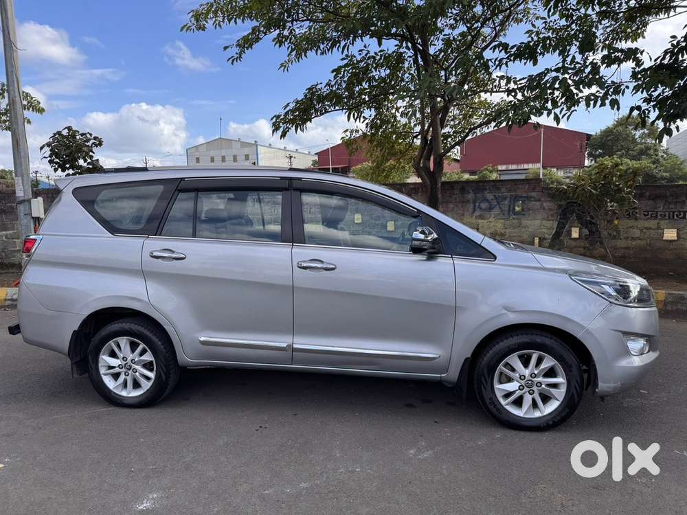 Toyota Innova Crysta 2018