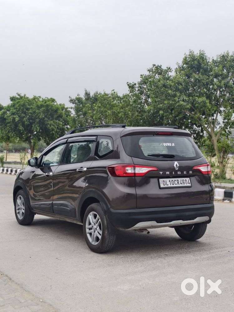Renault Triber Rxz, 2022, Petrol