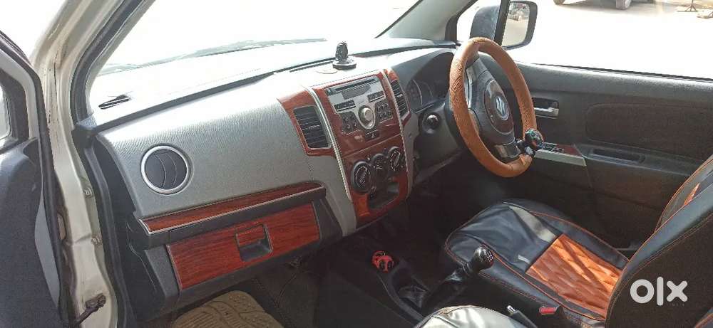 Maruti Suzuki Wagon R 2011 Year