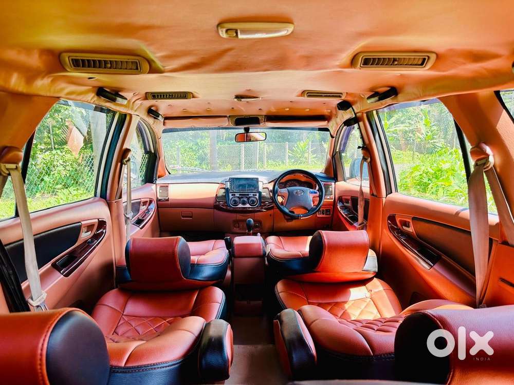 Toyota Innova 2.5 V 7 Str, 2010, Diesel