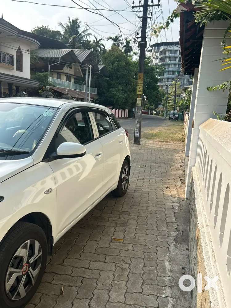 Hyundai Elite I20 2016 Petrol 74000 Km Driven - Good Condition