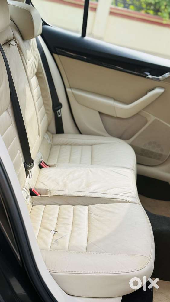 Skoda Octavia Elegance 1.8 Tsi At, 2014, Petrol