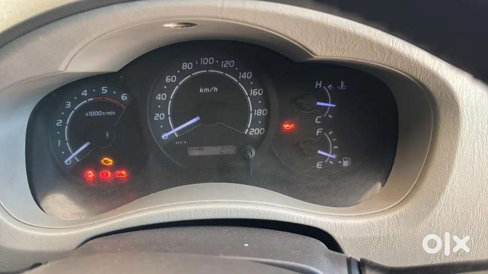 Toyota Innova 2010 Diesel 135000 Km Driven