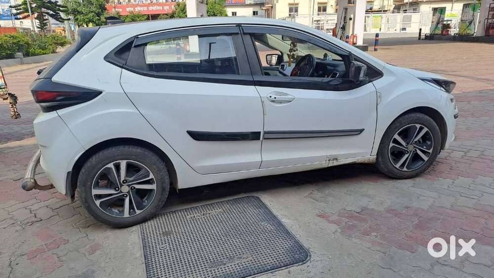 Tata Altroz Xz Plus (s) Icng, 2025