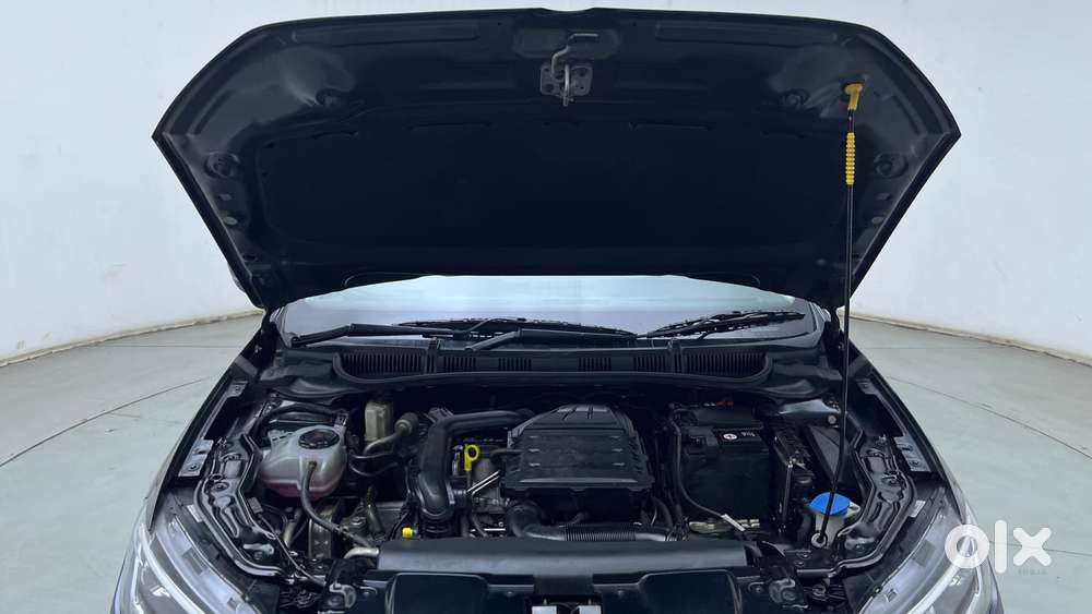 Volkswagen Virtus 1.0 Topline Tsi At, 2023, Petrol