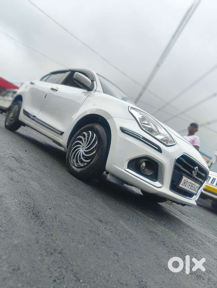 Maruti Suzuki Dzire 1.2 Vxi, 2023, Petrol