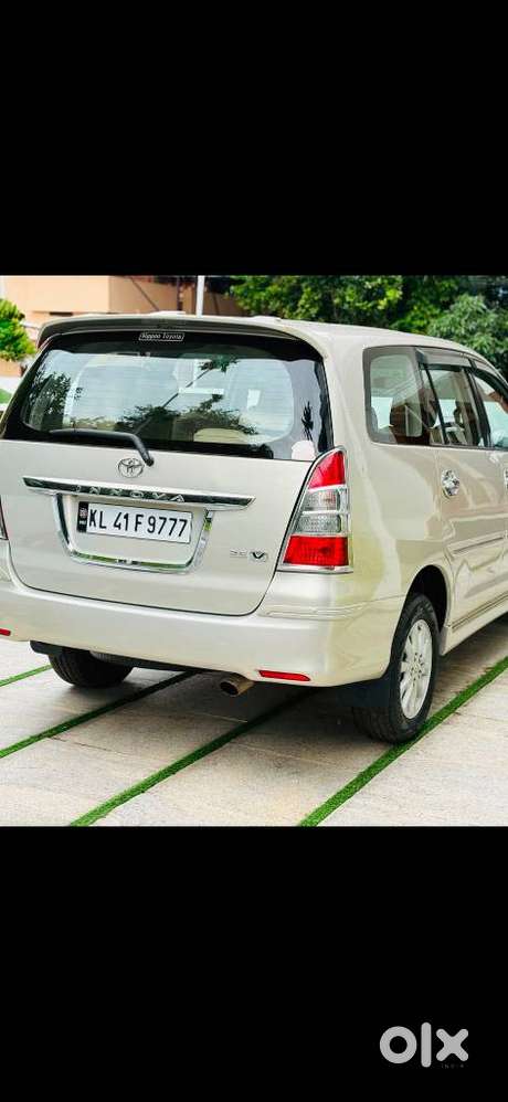 Toyota Innova 2.5 V 7 Str, 2012, Diesel