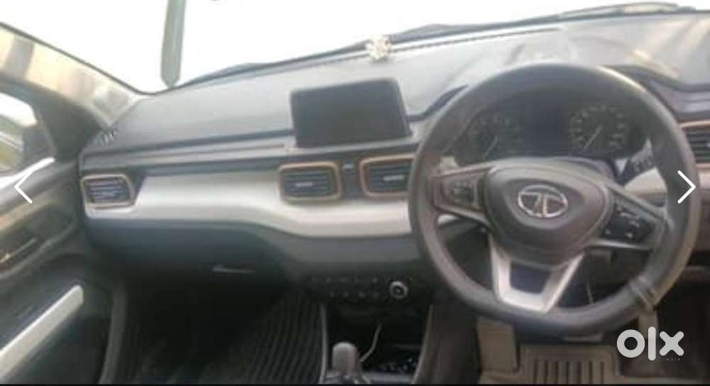 Dl Number Tata Punch... Dealer Stay Away