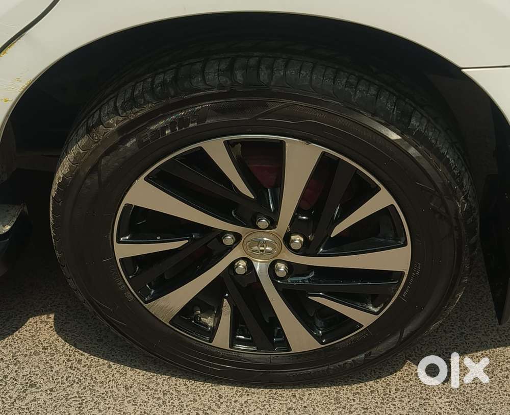 Toyota Innova Crysta 2.8 Zx At, 2022, Diesel