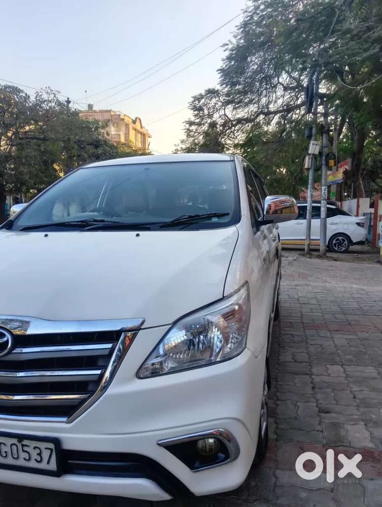 Toyota Innova, 2015, Diesel