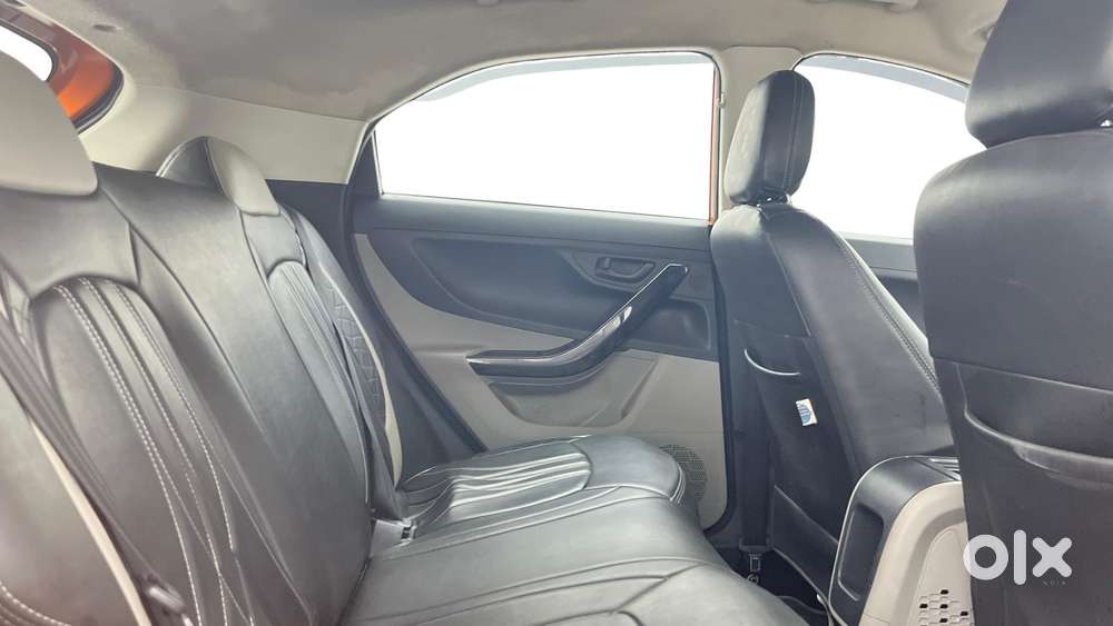 Tata Nexon 1.2 Revotron Xma, 2018, Petrol