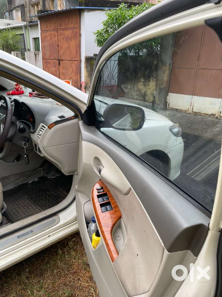 Toyota Corolla Altis 2009