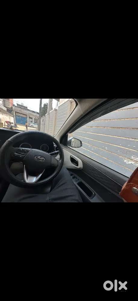 Hyundai Aura 2022 Cng & Hybrids Well Maintained