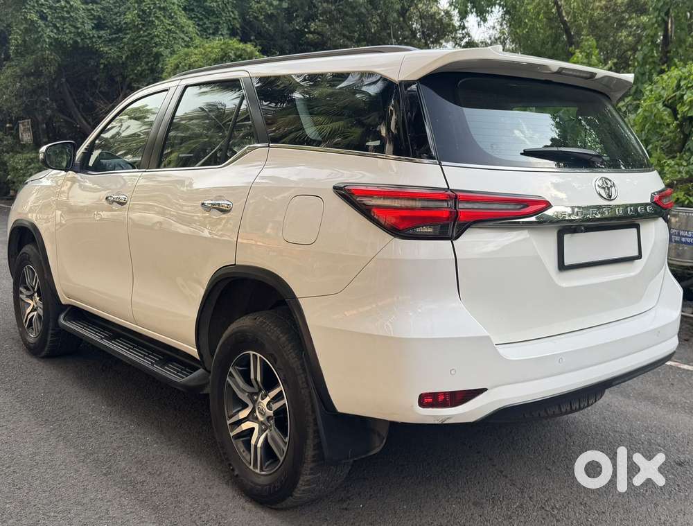 Toyota Fortuner [2021-ongoing] 2.8 2wd Diesel At, 2024, Diesel