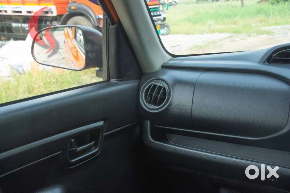 Maruti Suzuki S-presso Vxi At, 2019, Petrol