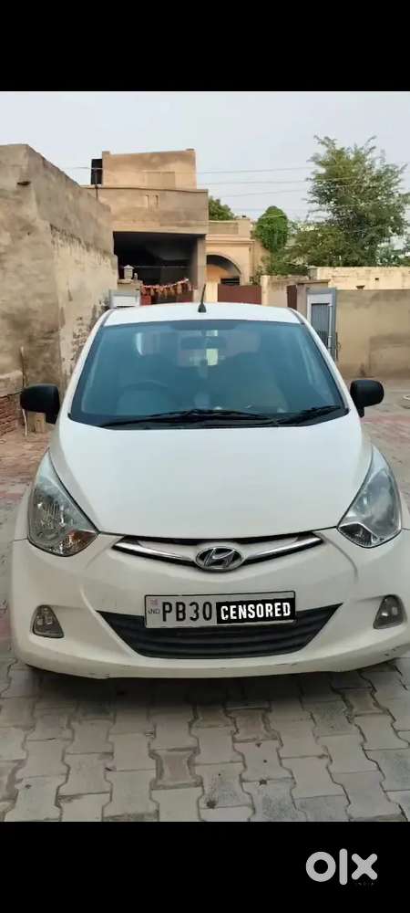 Hyundai Eon 2011 Petrol Well Maintained