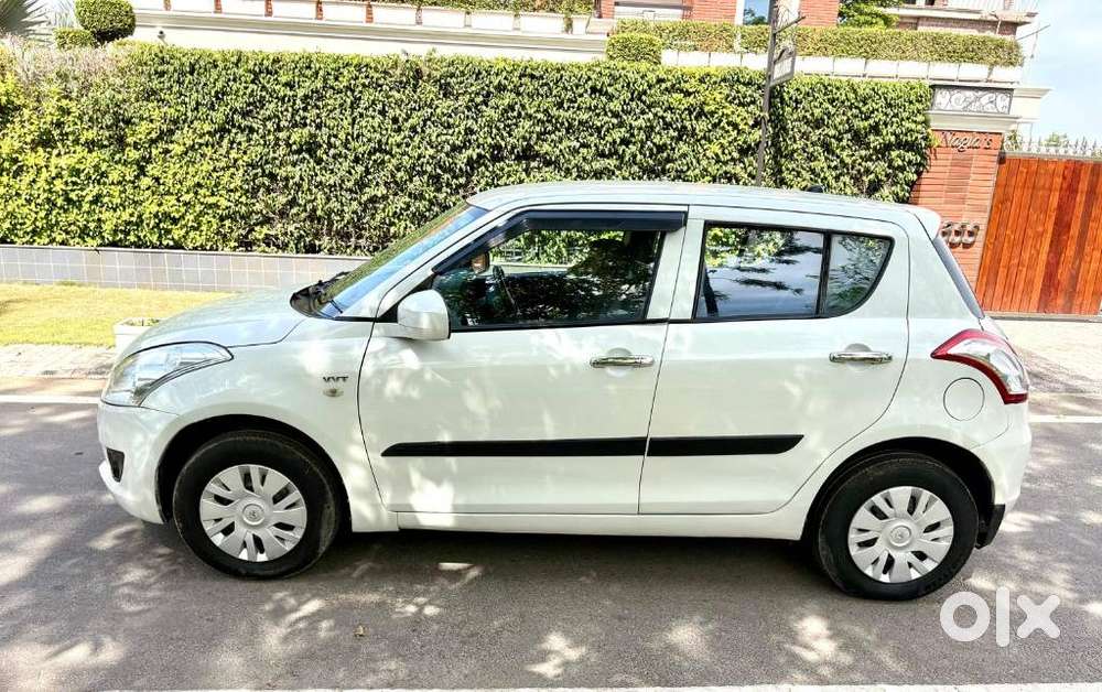 Maruti Suzuki Swift Lxi Option, 2011, Petrol