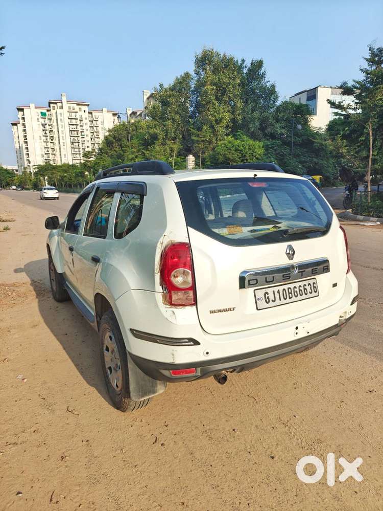 Renault Duster Rxl Petrol Top Model [2013]