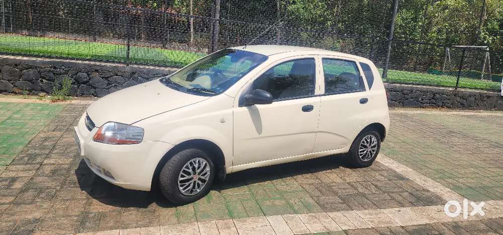 Chevrolet Aveo 2009 Petrol 97000 Km Driven