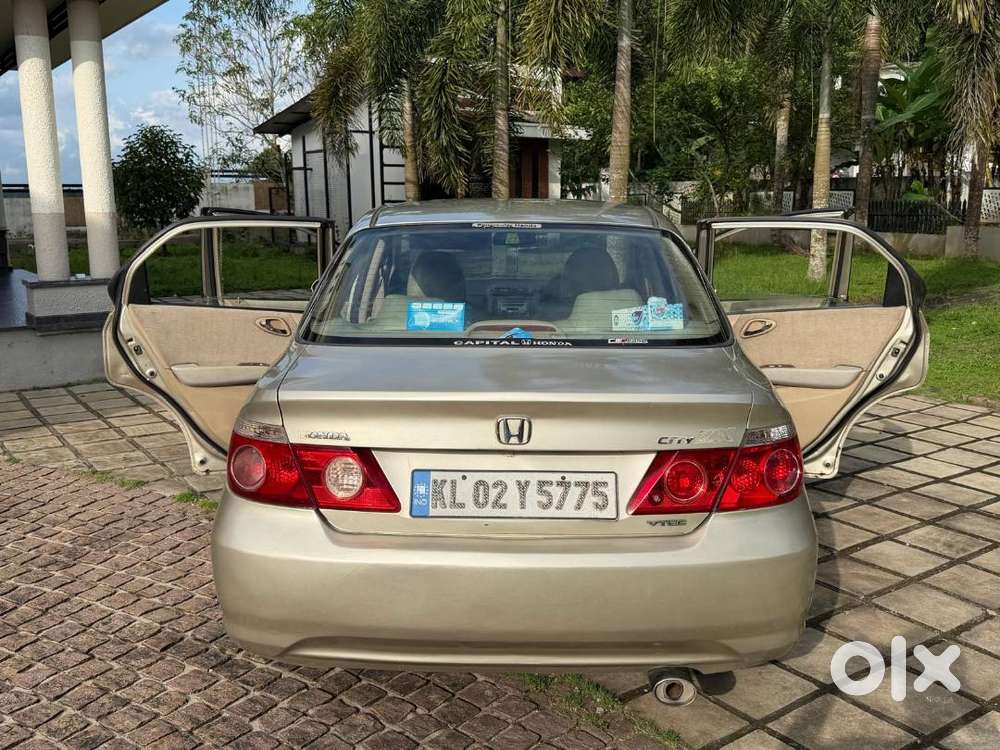 Dolphin Honda City 200 -excellent Condition  Ready To Drive