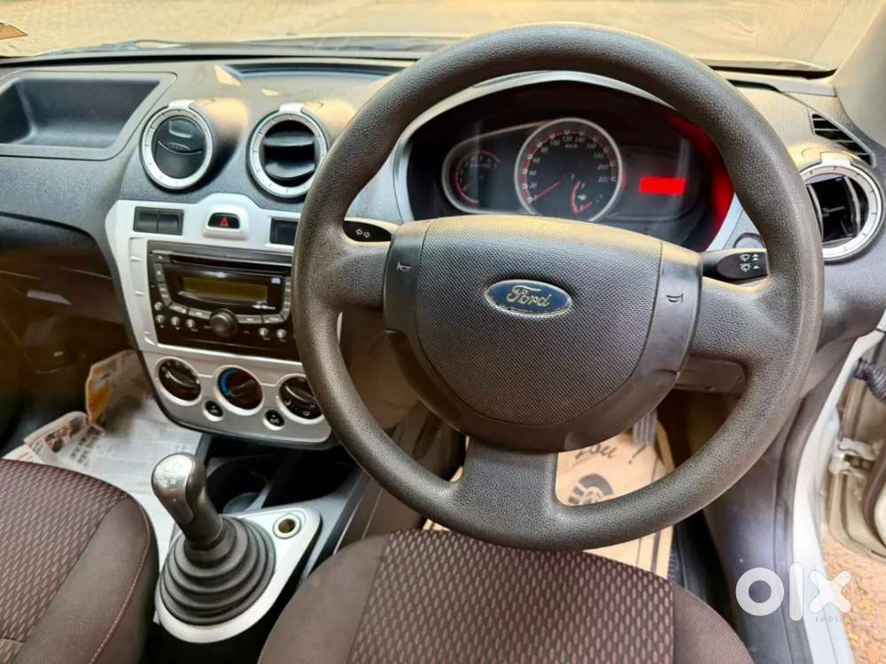 Ford Figo Petrol Zxi, 2012, Petrol