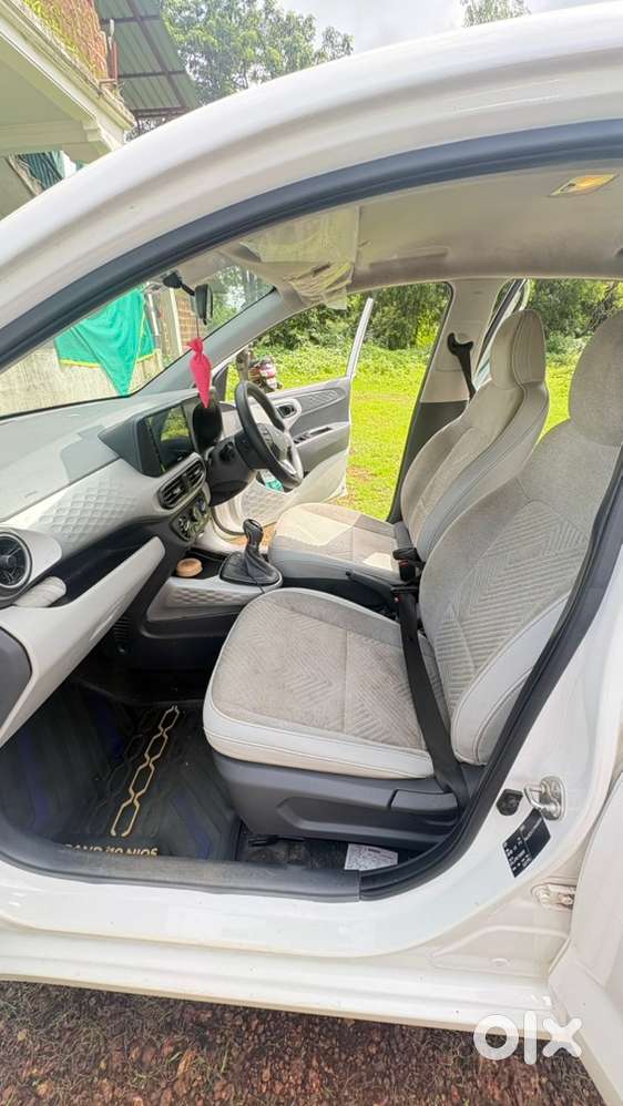 Hyundai Grand I10 2024 Petrol Automatic