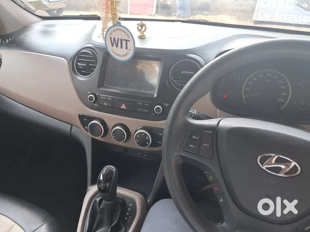 Hyundai Grand I10 2017 Petrol 77000 Km Driven