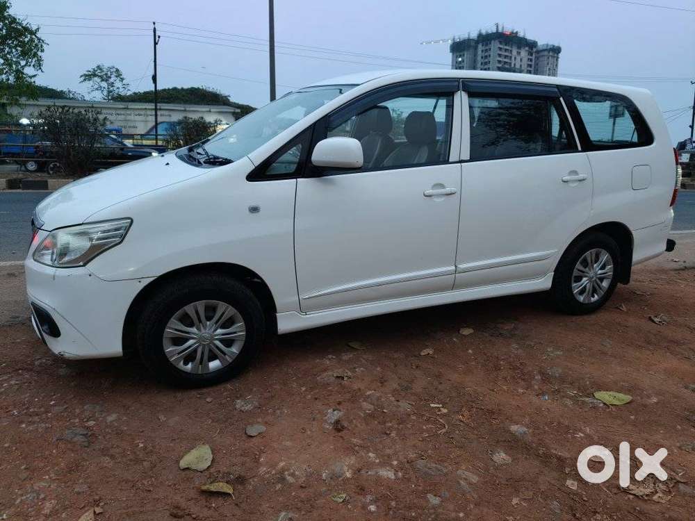 Toyota Innova, 2015, Diesel