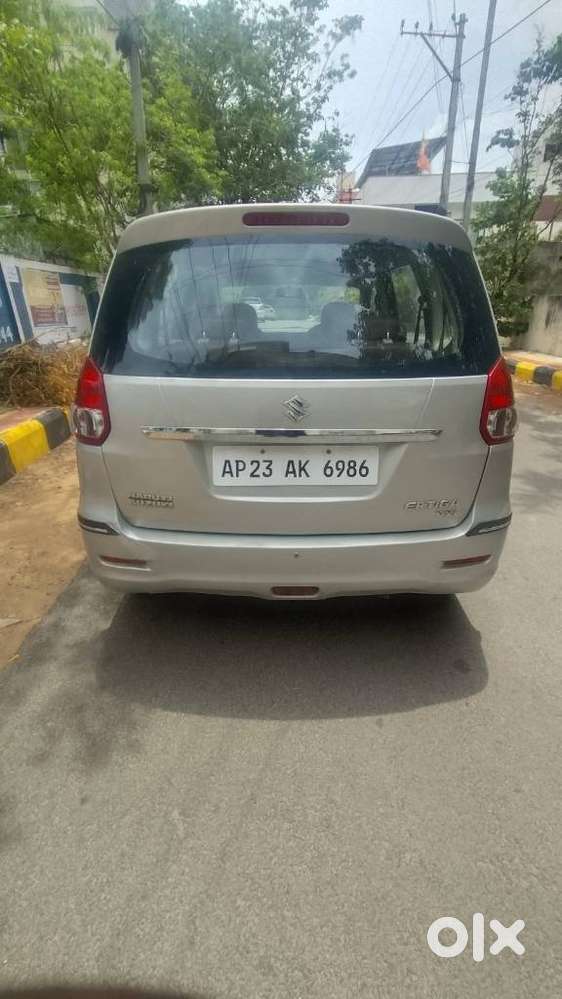 Maruti Suzuki Ertiga Vxi Abs, 2014, Petrol
