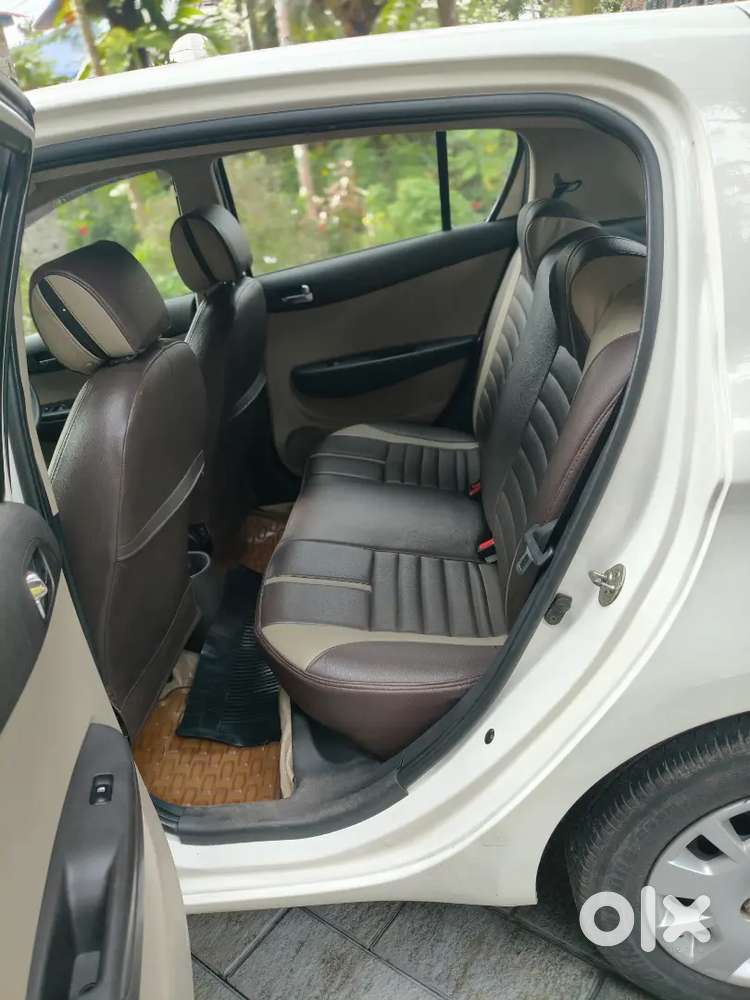 Low Km Run Hyundai I 20- Magna For Sale
