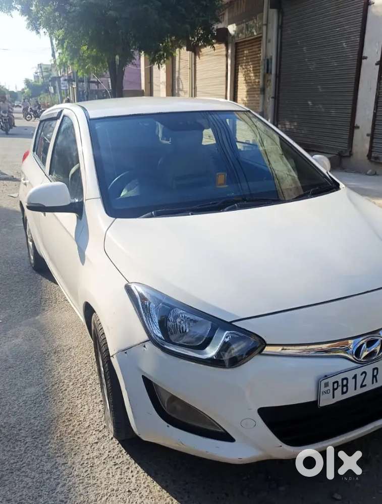 I 20 ( 2012 Diesel )