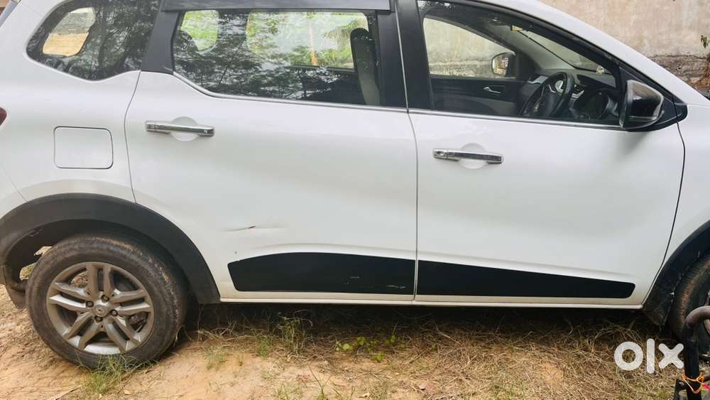 Renault Triber 2023 Petrol Well Maintained