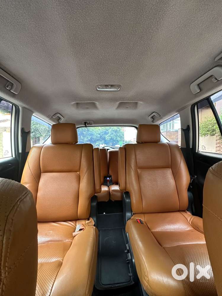 Toyota Innova Crysta 2.4 V 7 Str, 2018, Diesel
